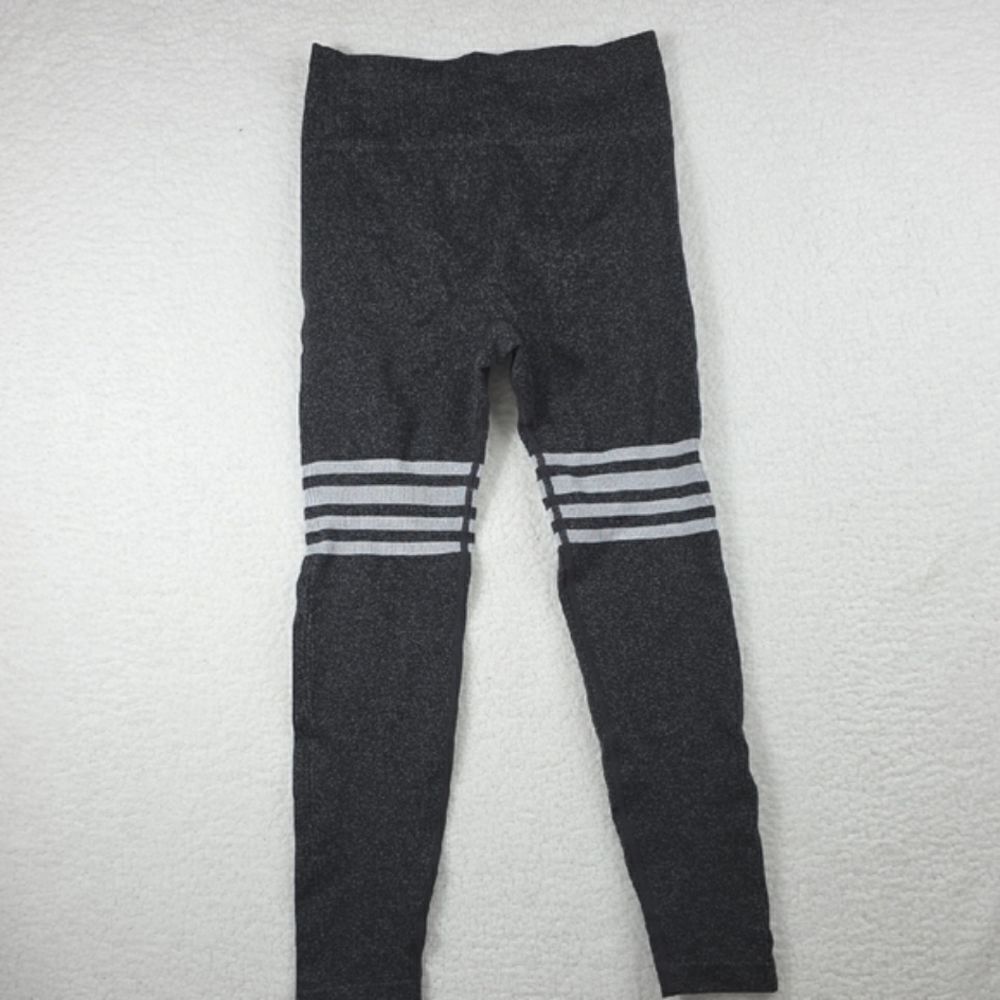 Scrunch Womens Medium Gray And White Striped Butt Scrunch Leggings